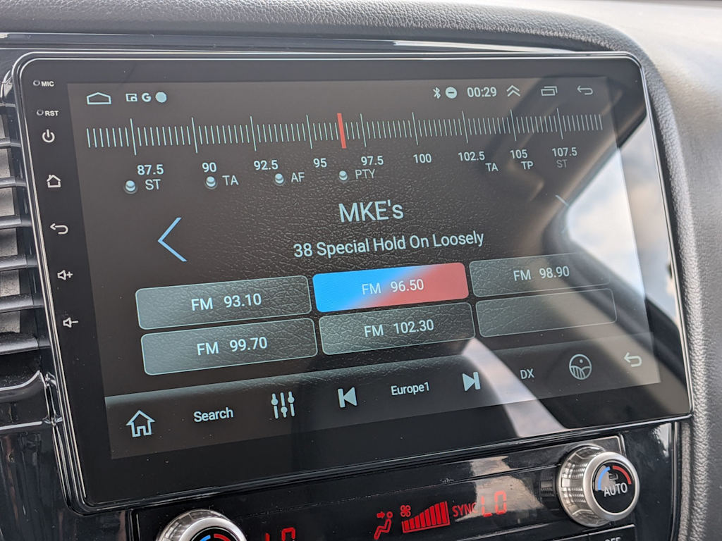 Thumbnail: 2020 Mitsubishi Outlander - 14