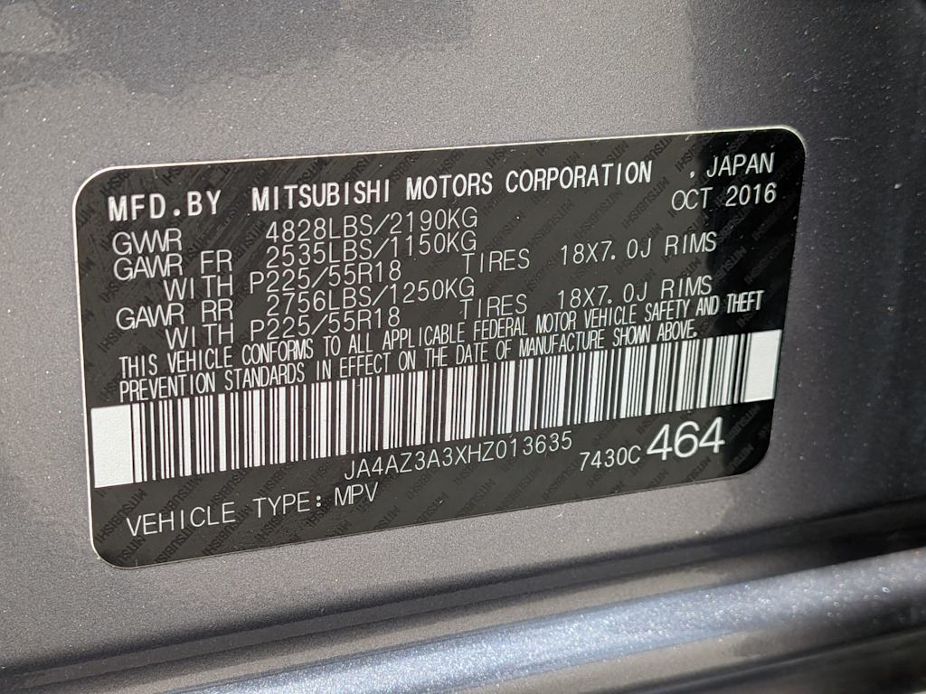 Thumbnail: 2017 Mitsubishi Outlander - 18