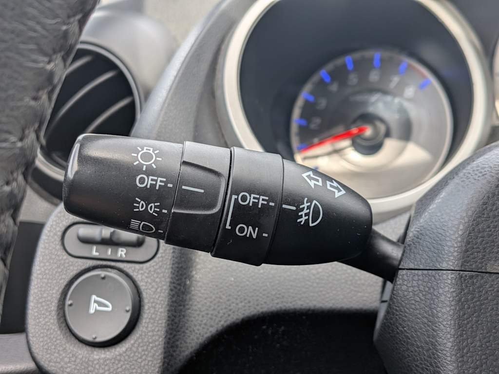 Thumbnail: 2009 Honda Fit - 27