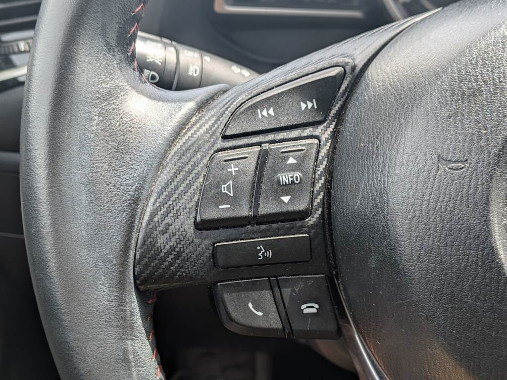 Thumbnail: 2015 Mazda Mazda3 - 30