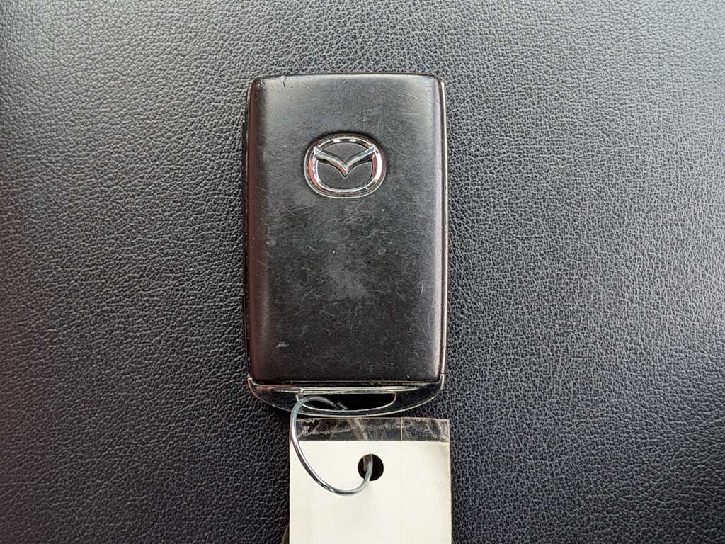 Thumbnail: 2025 Mazda Mazda3 - 17