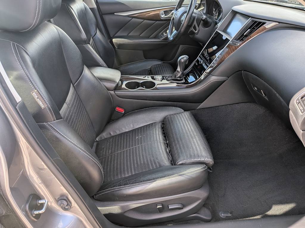 Thumbnail: 2015 INFINITI Q50 - 11