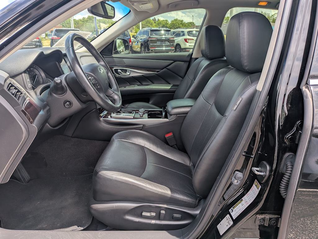 Thumbnail: 2018 INFINITI Q70 - 8