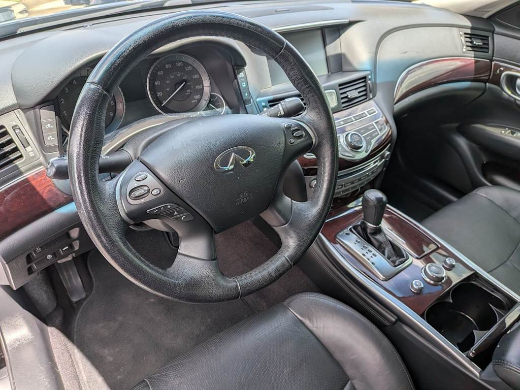 Thumbnail: 2018 INFINITI Q70 - 2