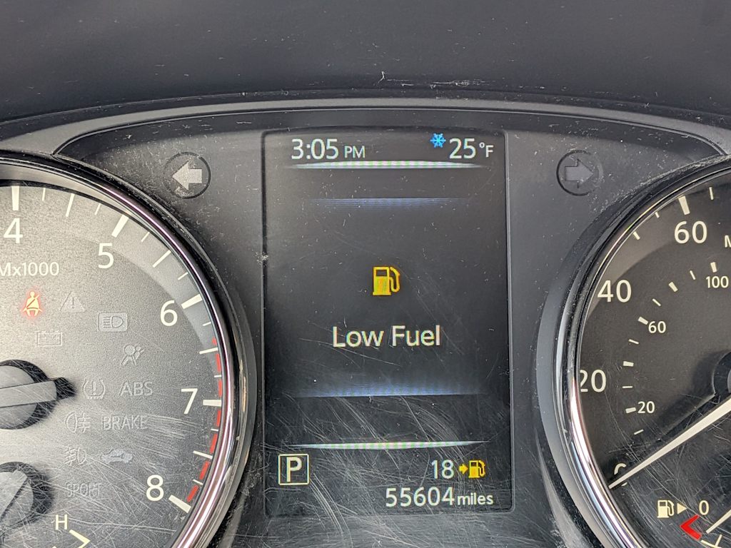 Thumbnail: 2017 Nissan Rogue - 15