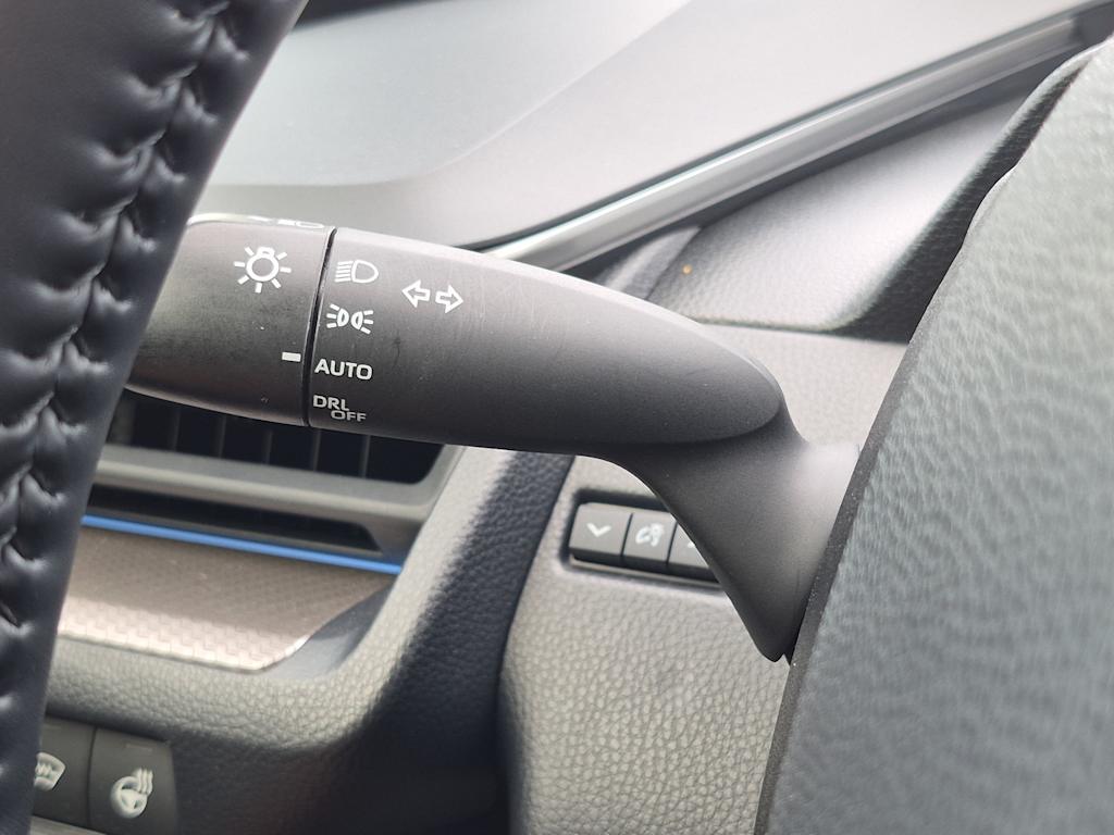 Thumbnail: 2024 Toyota Prius - 33