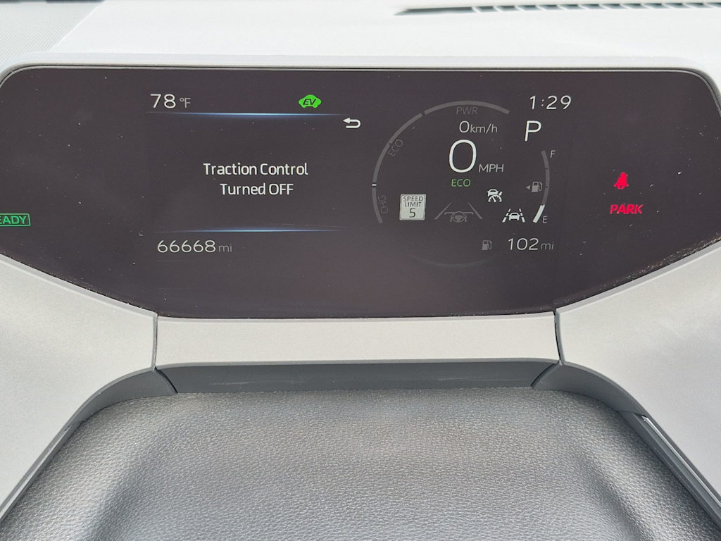 Thumbnail: 2024 Toyota Prius - 16