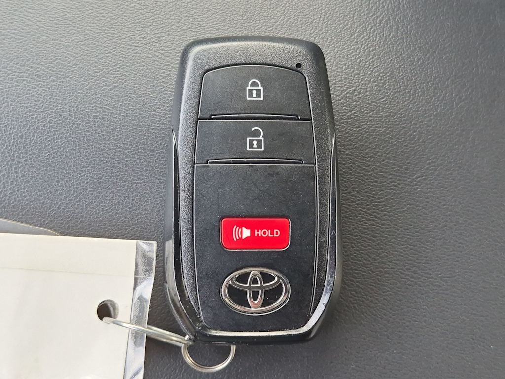 Thumbnail: 2024 Toyota Prius - 18