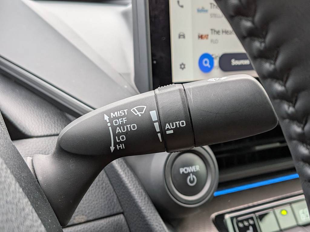 Thumbnail: 2024 Toyota Prius - 31