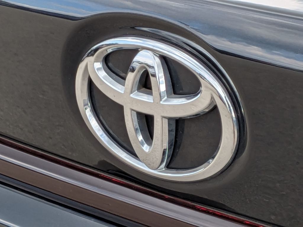 Thumbnail: 2020 Toyota Corolla - 24