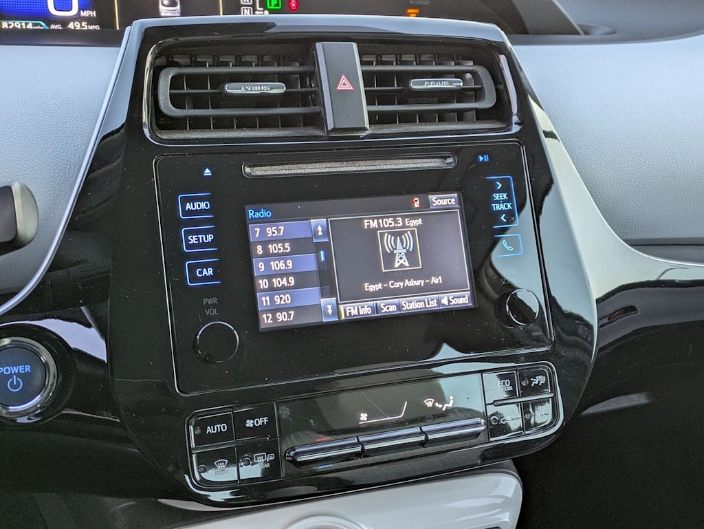 Thumbnail: 2018 Toyota Prius - 14