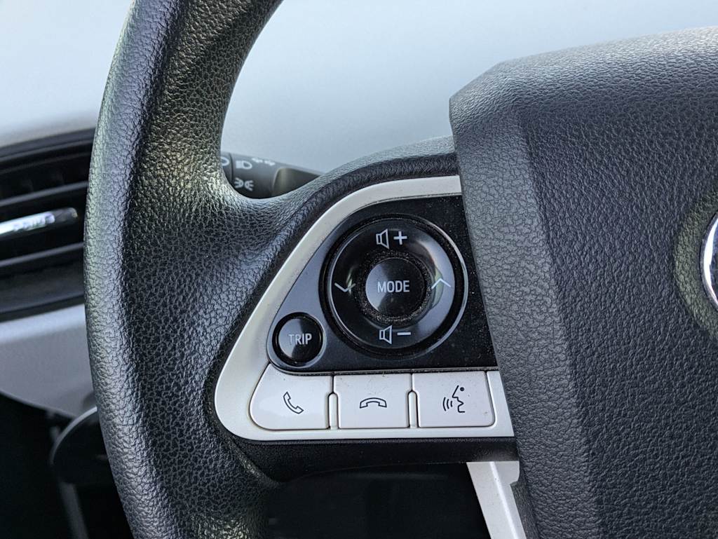 Thumbnail: 2018 Toyota Prius - 26