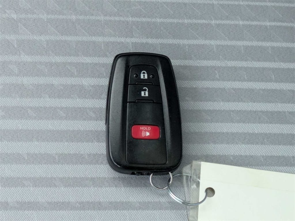 Thumbnail: 2018 Toyota Prius - 41