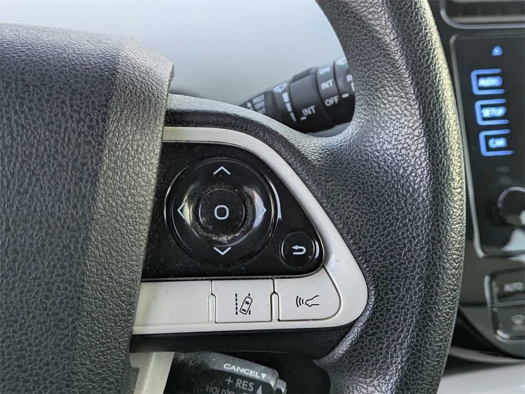 Thumbnail: 2018 Toyota Prius - 34