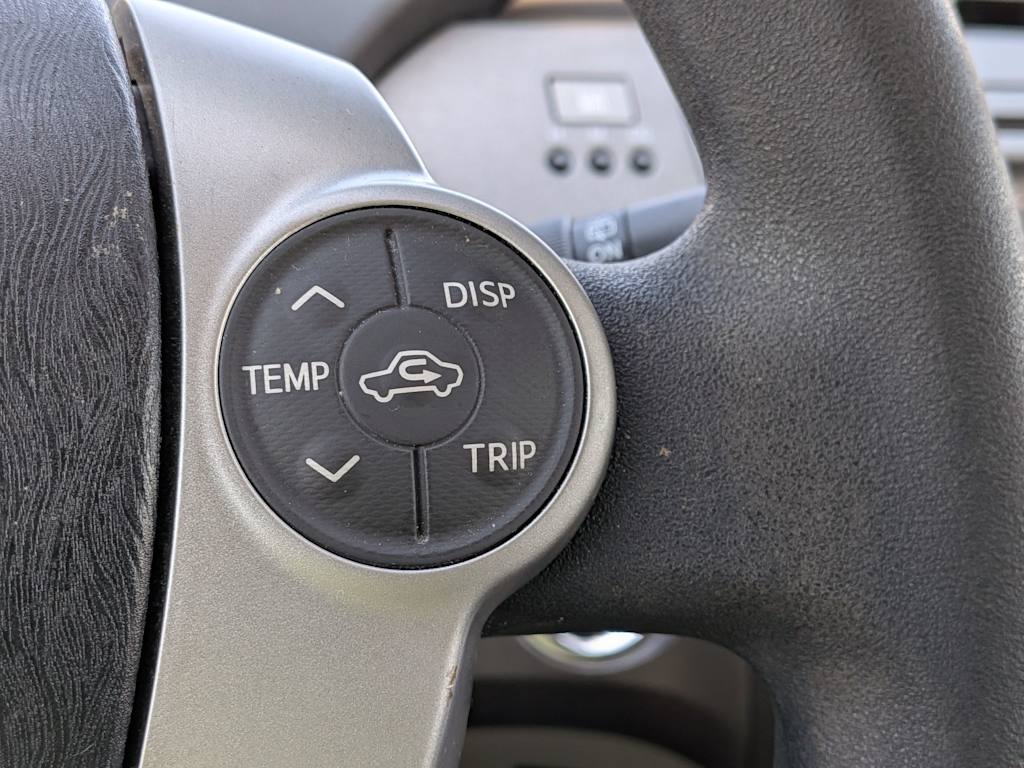 Thumbnail: 2014 Toyota Prius - 24