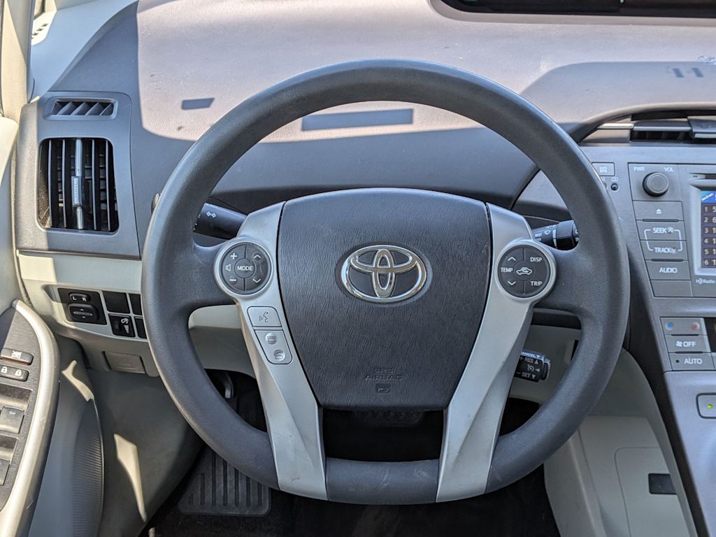 Thumbnail: 2014 Toyota Prius - 12