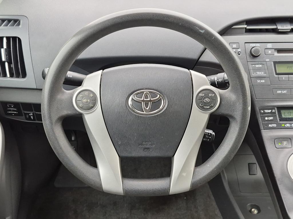 Thumbnail: 2011 Toyota Prius - 13