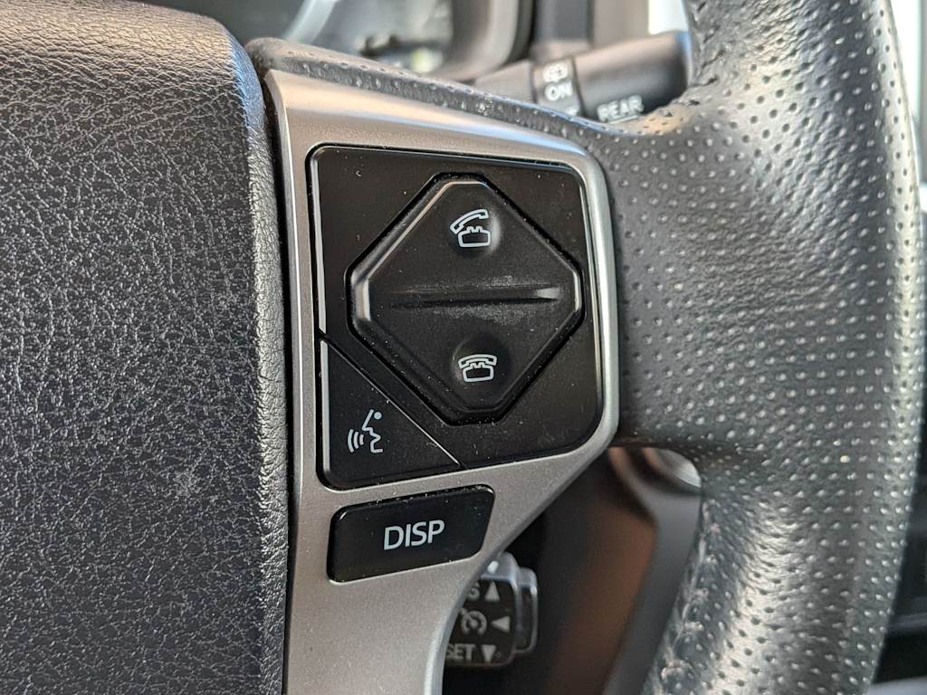 Thumbnail: 2016 Toyota 4Runner - 29