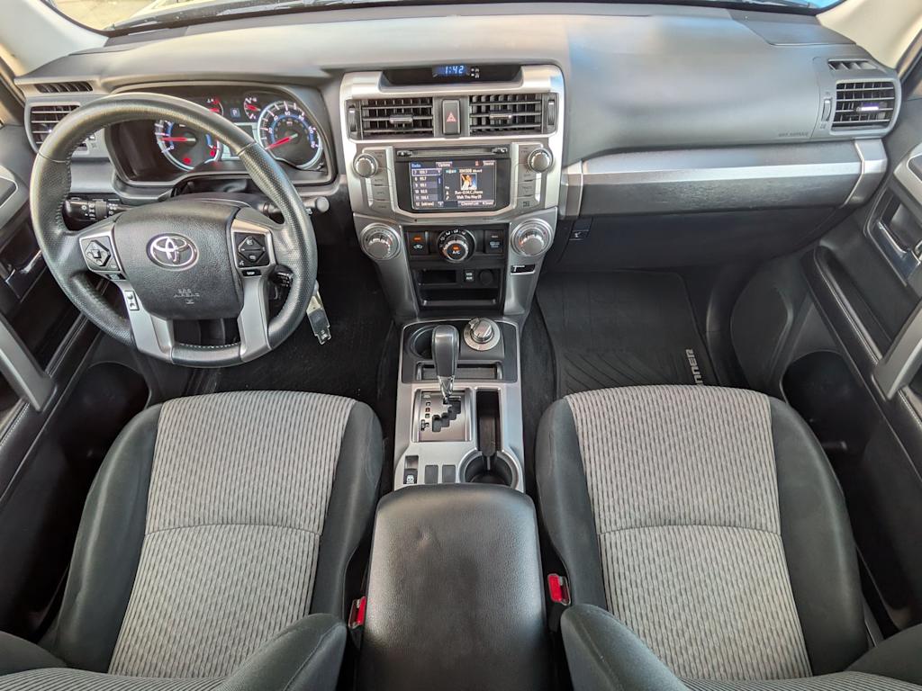 Thumbnail: 2016 Toyota 4Runner - 8