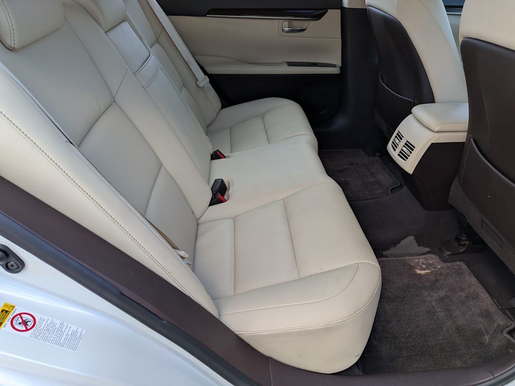 Thumbnail: 2016 Lexus ES - 28