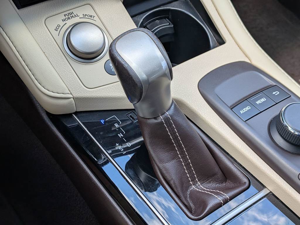 Thumbnail: 2016 Lexus ES - 14
