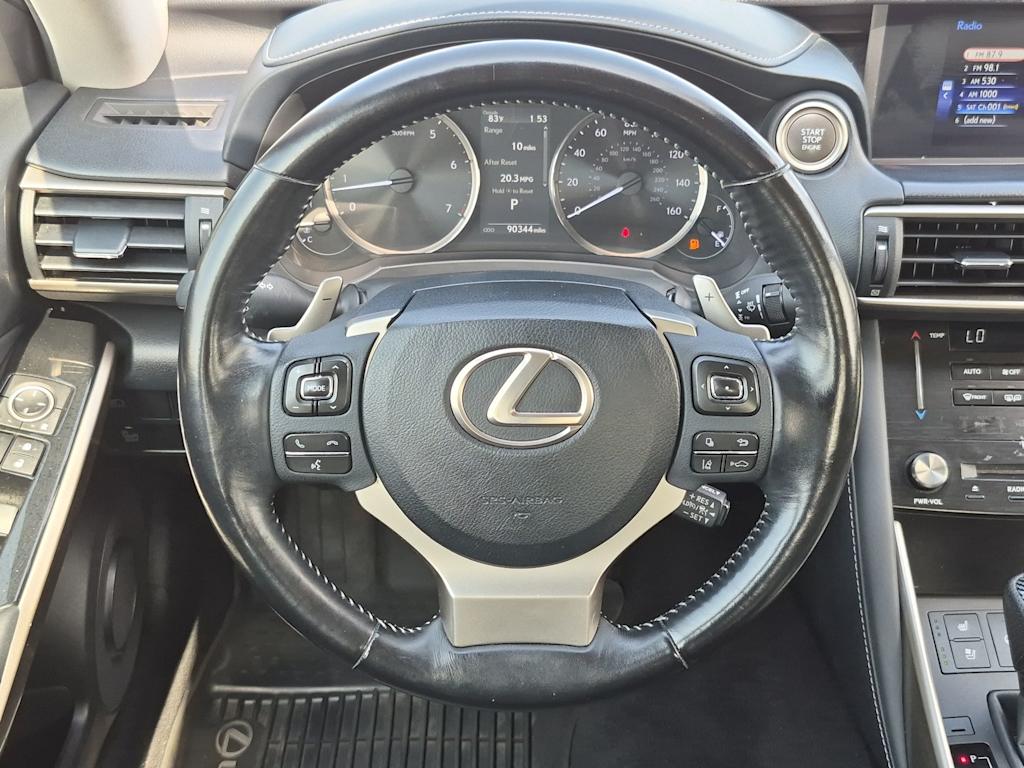 Thumbnail: 2018 Lexus IS - 12