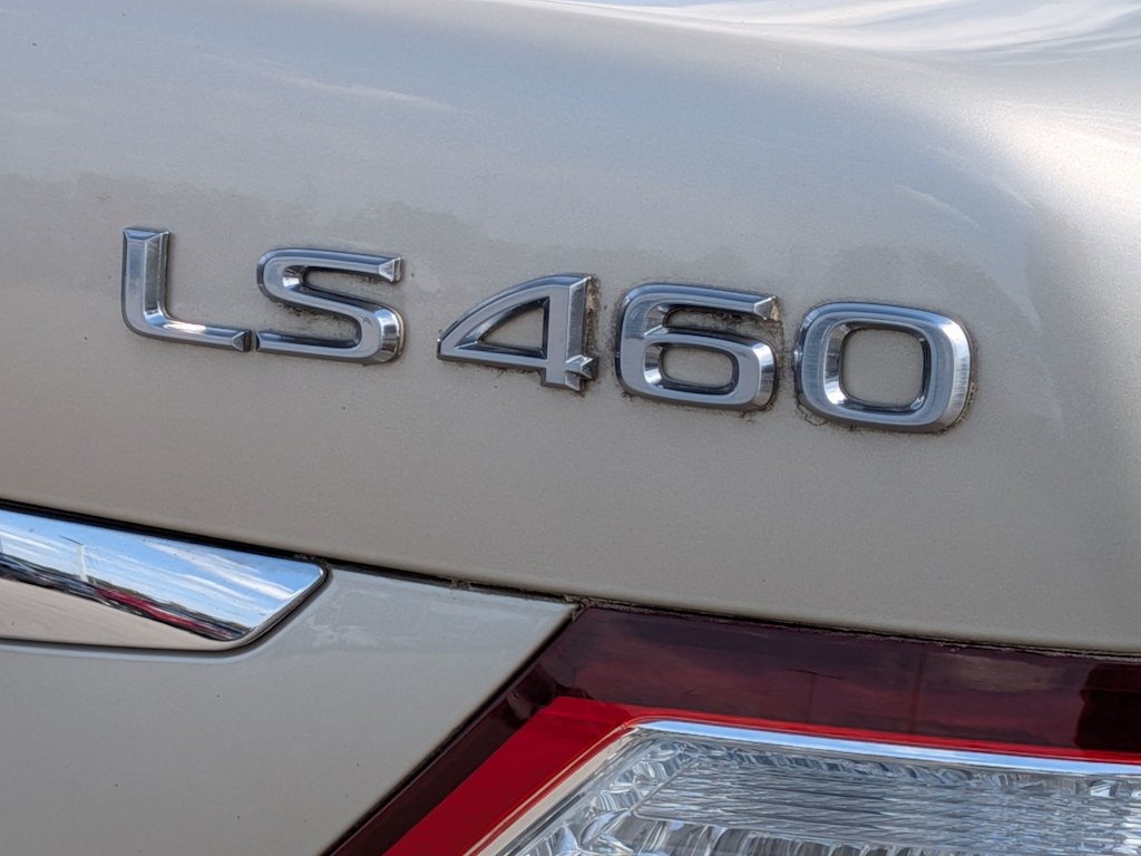 Thumbnail: 2012 Lexus LS - 7