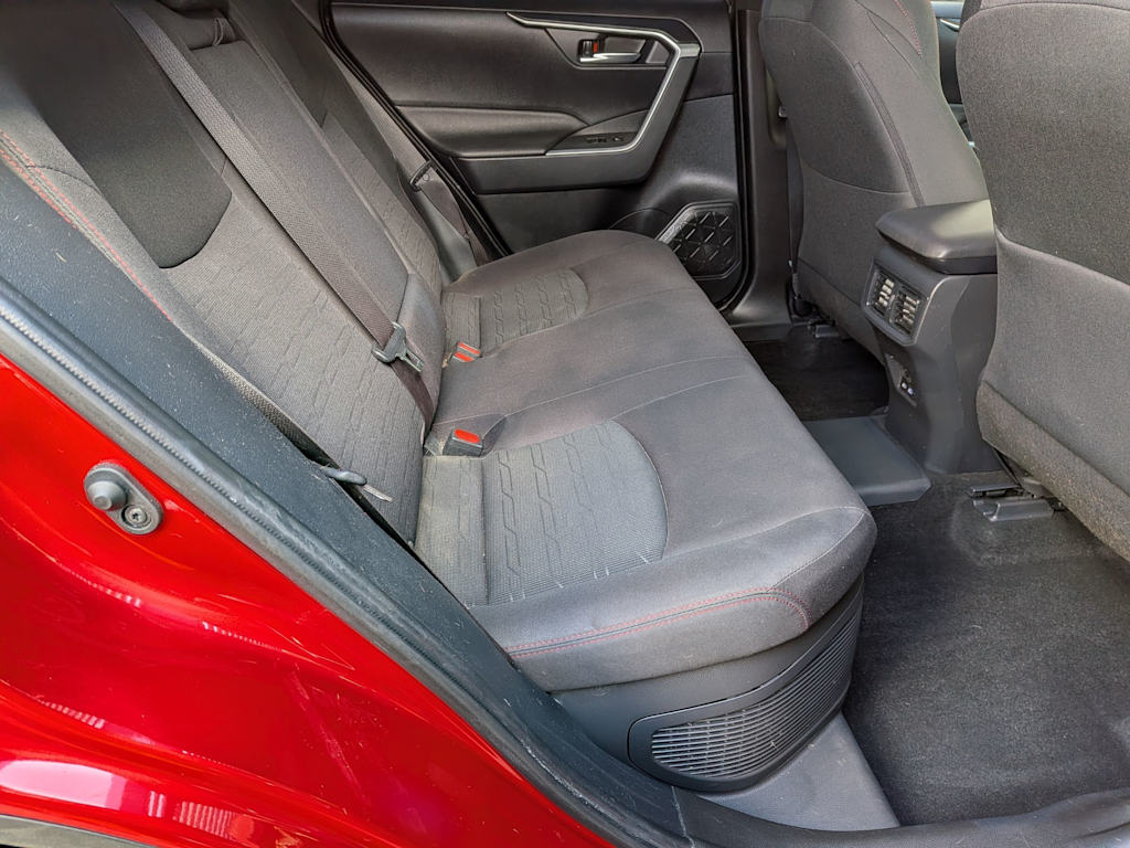 Thumbnail: 2022 Toyota RAV4 - 25