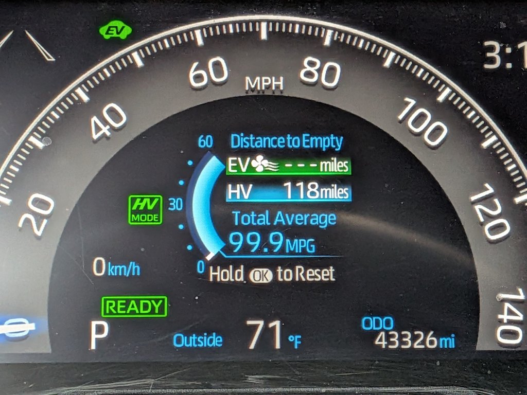 Thumbnail: 2022 Toyota RAV4 - 15