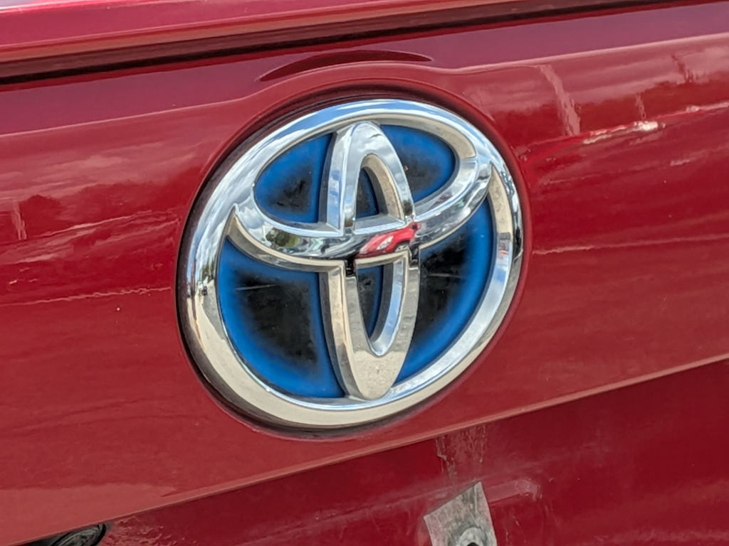 Thumbnail: 2022 Toyota RAV4 - 6