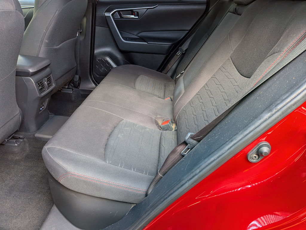 Thumbnail: 2022 Toyota RAV4 - 24