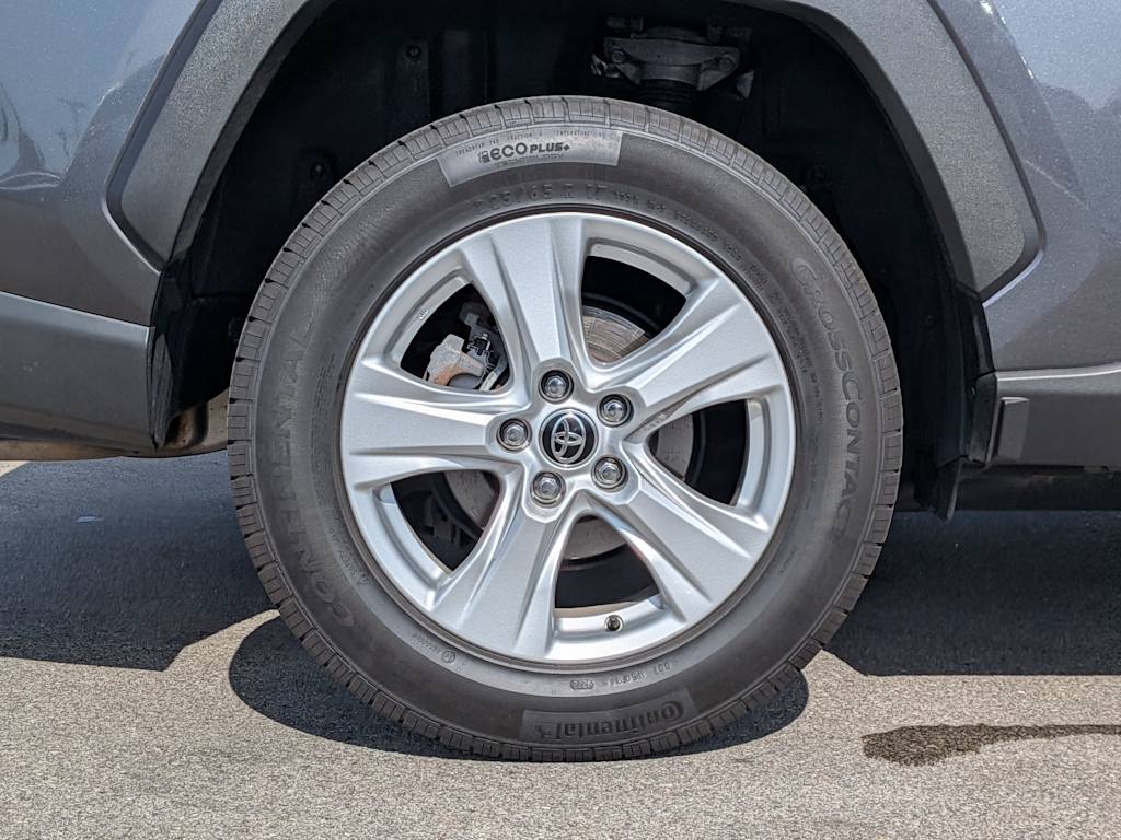 Thumbnail: 2020 Toyota RAV4 - 7