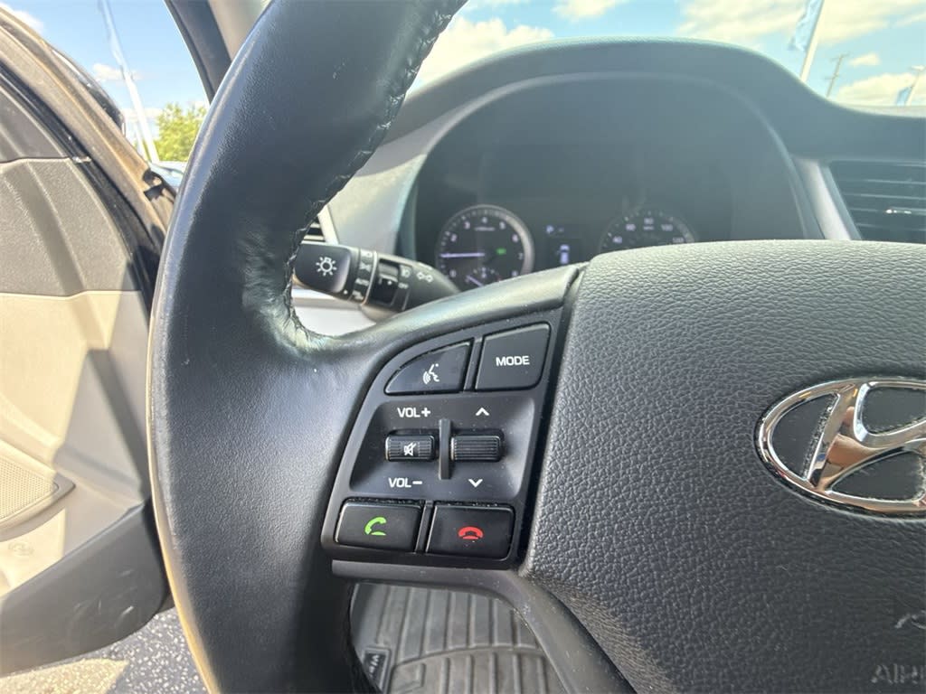 Thumbnail: 2016 Hyundai Tucson - 27