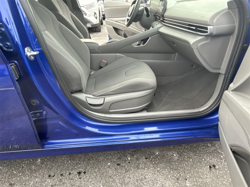 2024 Hyundai Elantra SEL 20