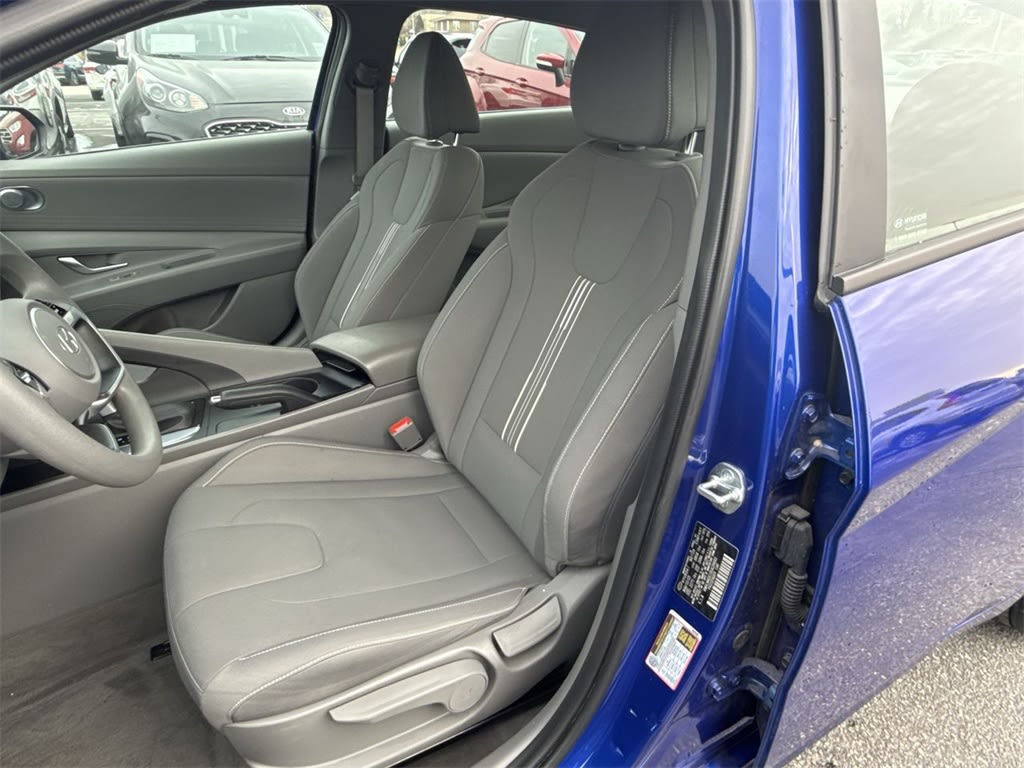2024 Hyundai Elantra SEL 9