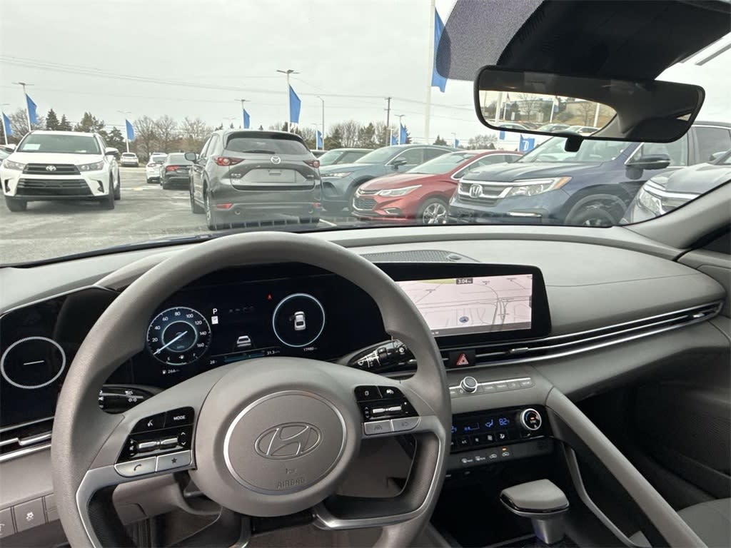 2024 Hyundai Elantra SEL 2