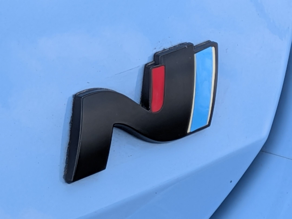 Thumbnail: 2023 Hyundai Elantra - 15