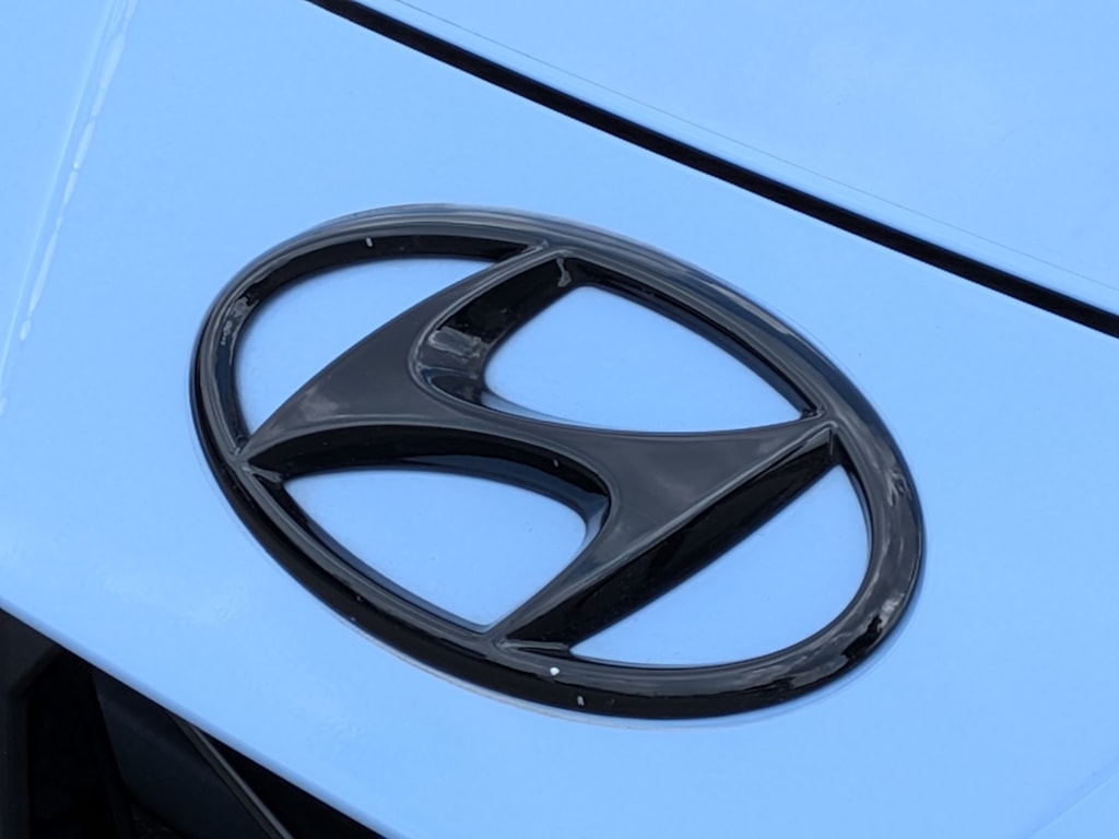 Thumbnail: 2023 Hyundai Elantra - 23