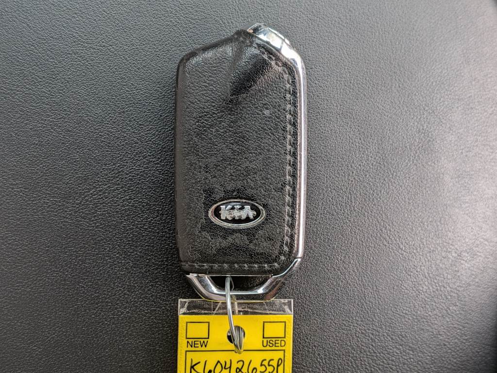 Thumbnail: 2019 Kia Stinger - 17