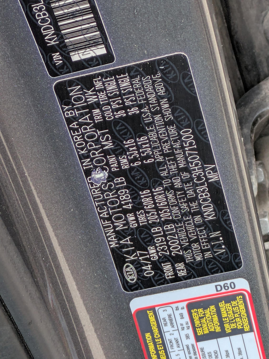 Thumbnail: 2017 Kia Niro - 32