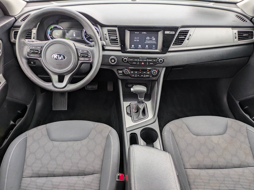 Thumbnail: 2017 Kia Niro - 9