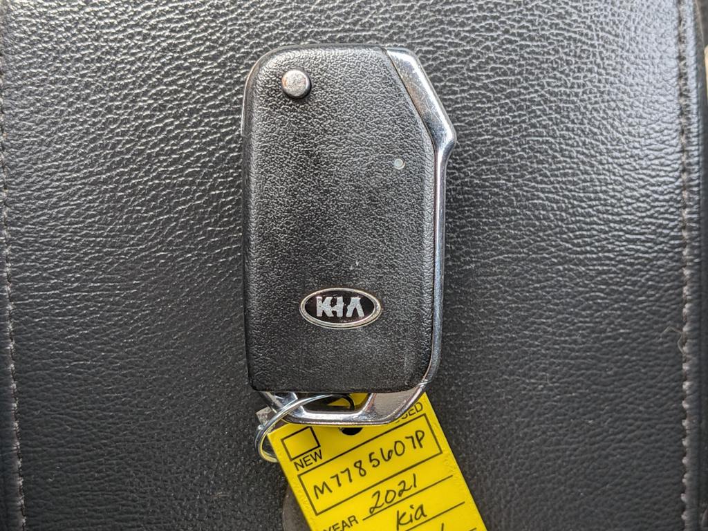 Thumbnail: 2021 Kia Soul - 15