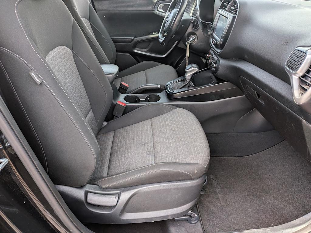 Thumbnail: 2021 Kia Soul - 9