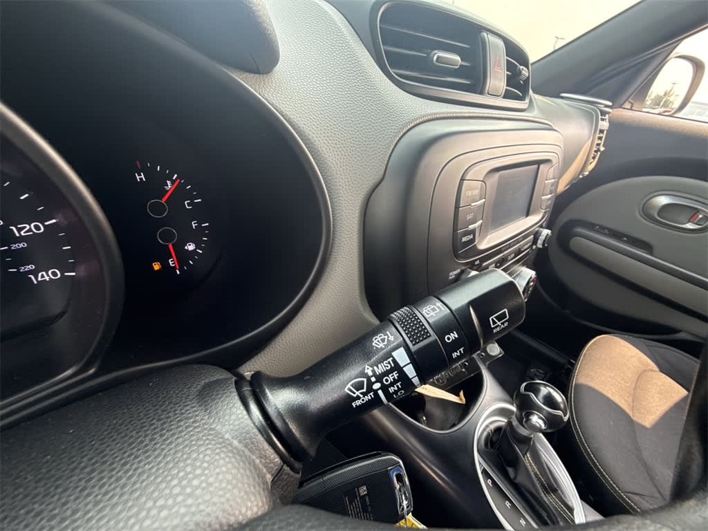 Thumbnail: 2015 Kia Soul - 12