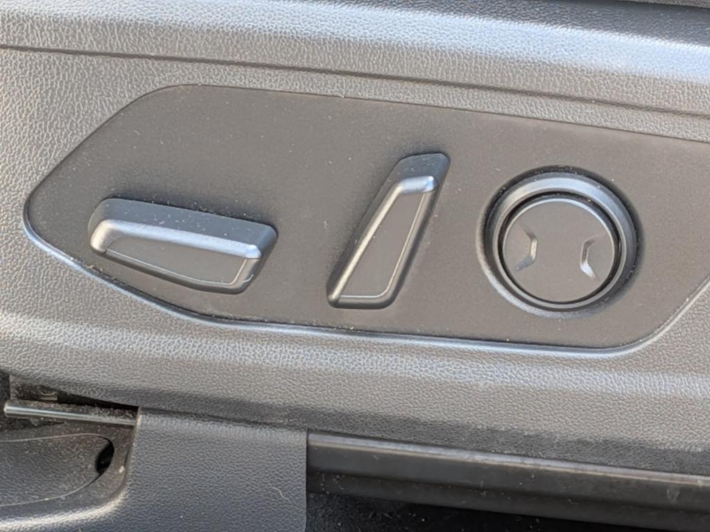 Thumbnail: 2021 Kia Sorento - 24
