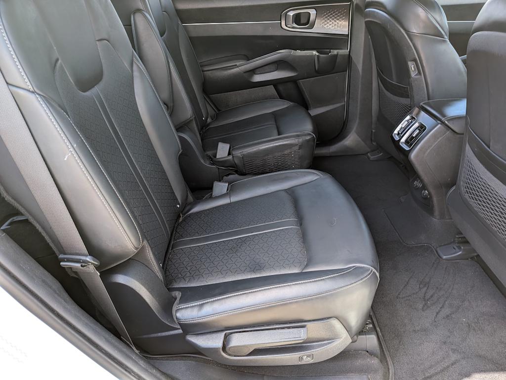 Thumbnail: 2021 Kia Sorento - 27