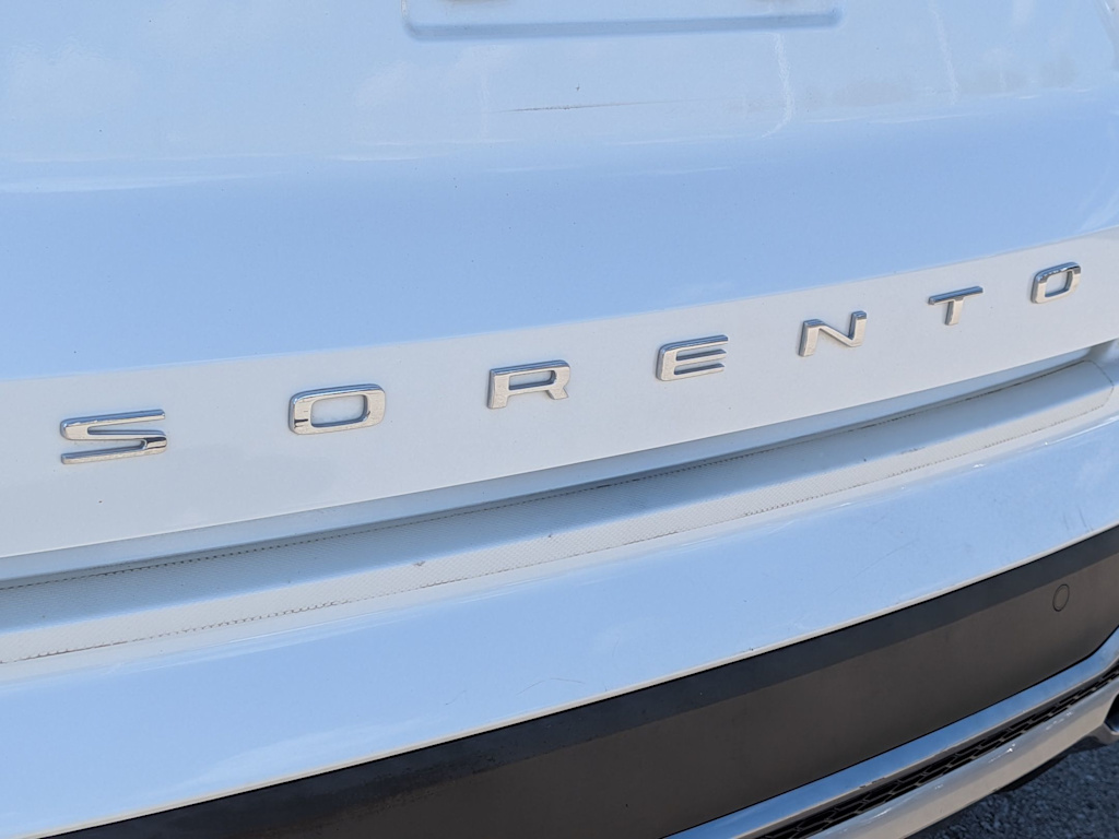 Thumbnail: 2021 Kia Sorento - 6