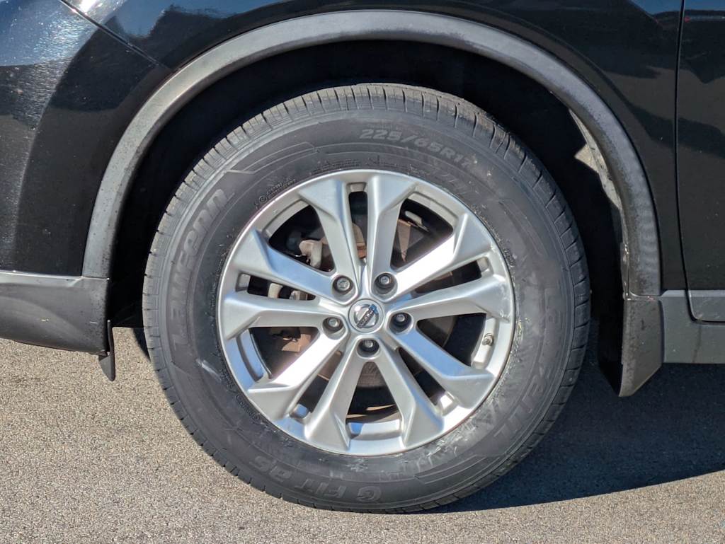 Thumbnail: 2015 Nissan Rogue - 7