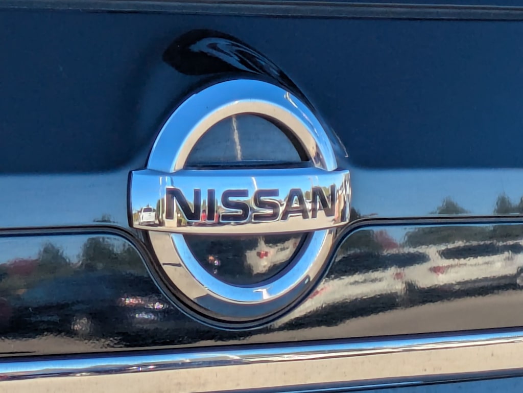 Thumbnail: 2015 Nissan Rogue - 6