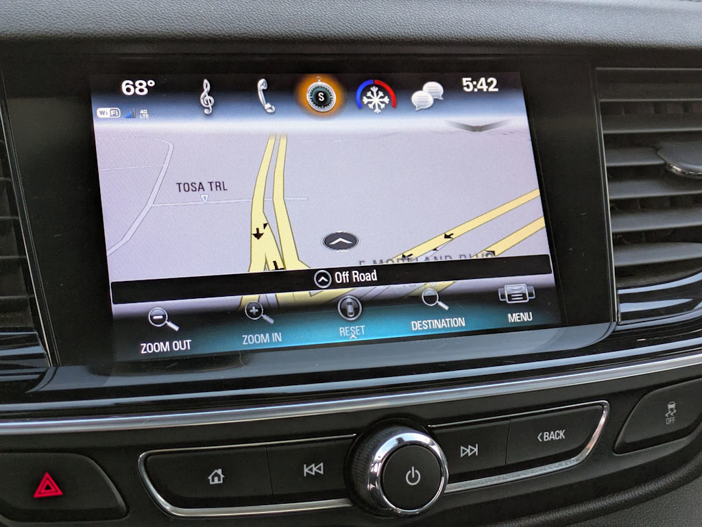 Thumbnail: 2018 Buick Regal - 14